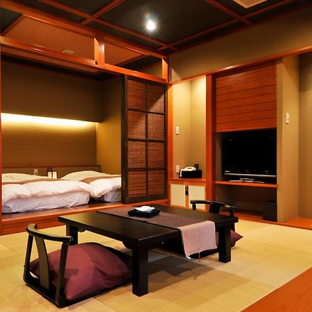 Rakuyu Hotel Fujikawaguchiko Bagian luar foto