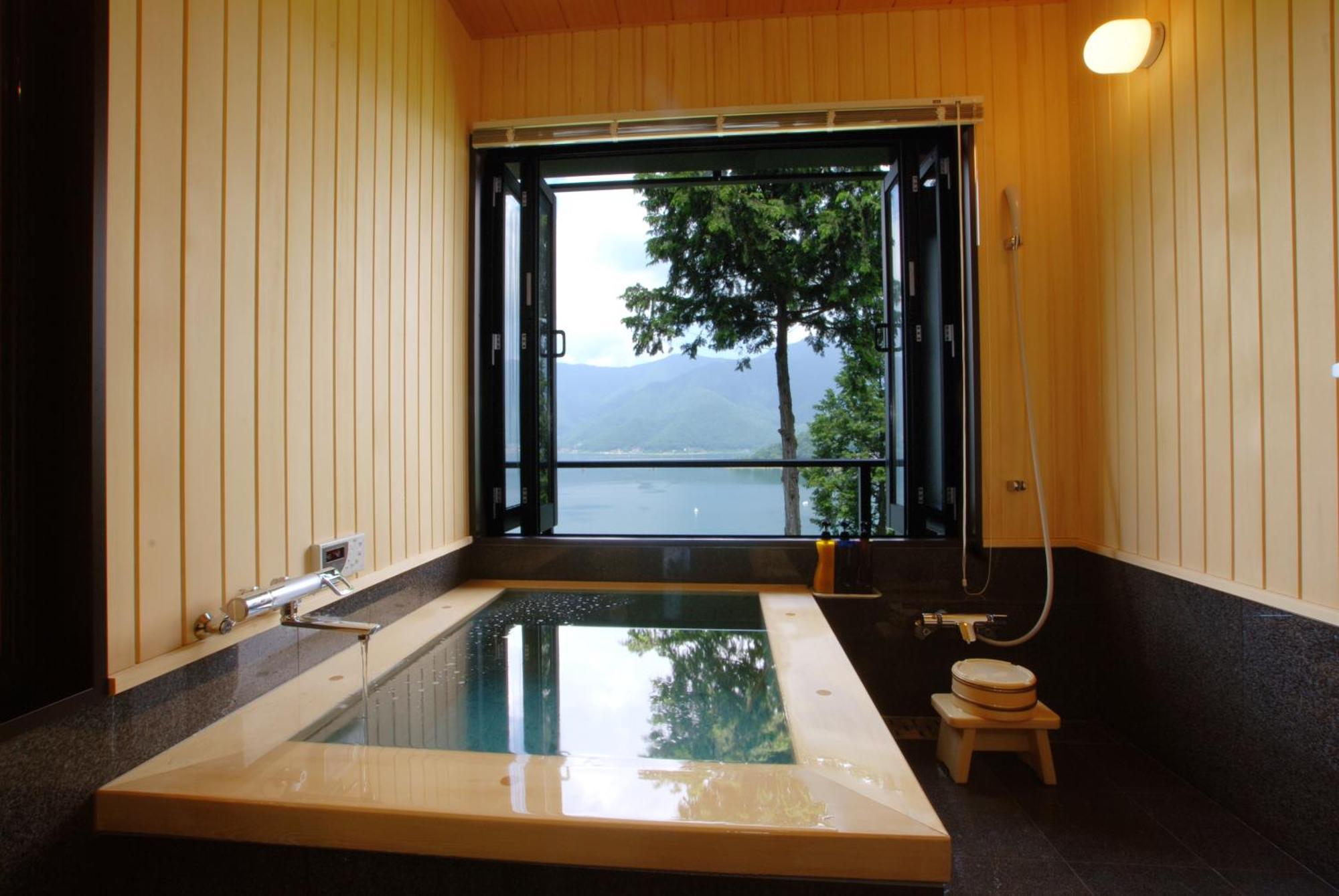 Rakuyu Hotel Fujikawaguchiko Bagian luar foto