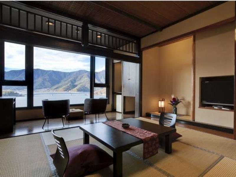 Rakuyu Hotel Fujikawaguchiko Bagian luar foto