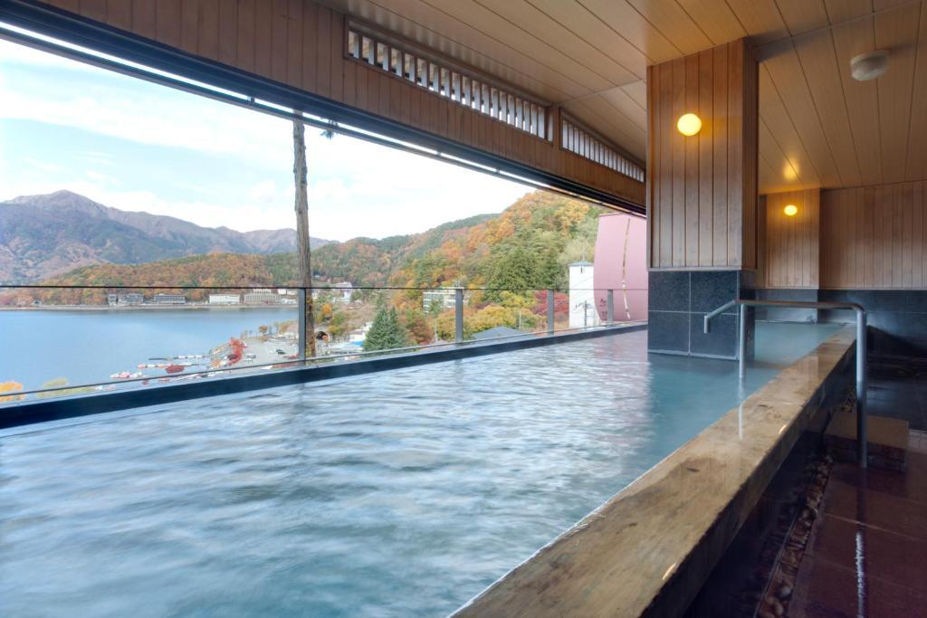 Rakuyu Hotel Fujikawaguchiko Bagian luar foto